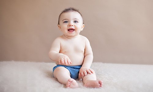Cân nặng của trẻ 6 tháng tuổi bao nhiêu kg là vừa? - Wiki Cách Làm
