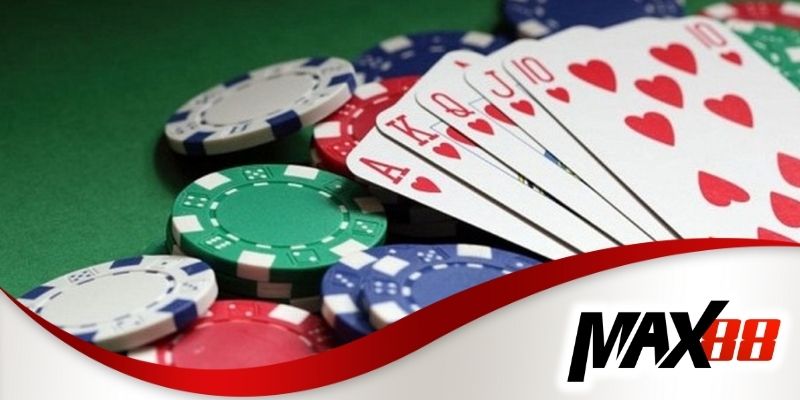 Cách tận dụng tối đa sức mạnh của 4 đôi thông trong poker